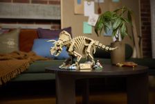 LEGO Jurassic World 77985 Dinosaurier-Fossilien: Triceratops LEGO_77985_Lifestyle_Envr_01.jpg
