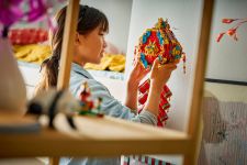 LEGO Seasonal 80118 Glücksböller LEGO_80118_Lifestyle_cons_2_en-gb.jpg