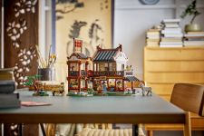LEGO Seasonal 80121 Altes Gasthaus LEGO_80121_Lifestyle_envr.jpg