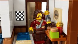 LEGO Seasonal 80121 Altes Gasthaus LEGO_80121_WEB_SEC07_NOBG.jpg