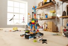 LEGO BOOST 17101 Programmierbares Roboticset LEGO_BOOST_FACTORY_ALONE_V007.jpg